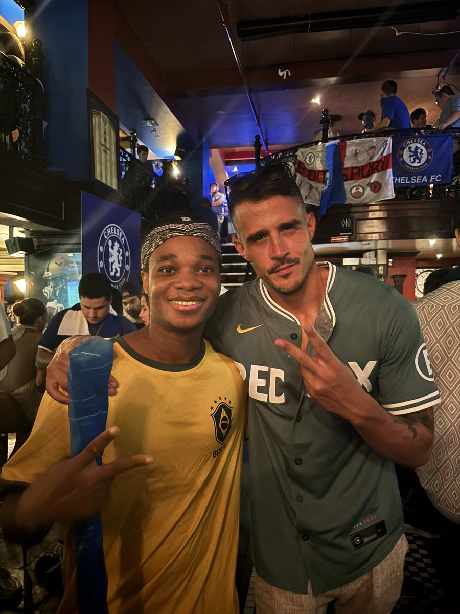 35Pacome's tweet photo. @GoldbergCFC Pleasure meeting you yesterday, love!!!!! https://t.co/EWlMr6QYX8