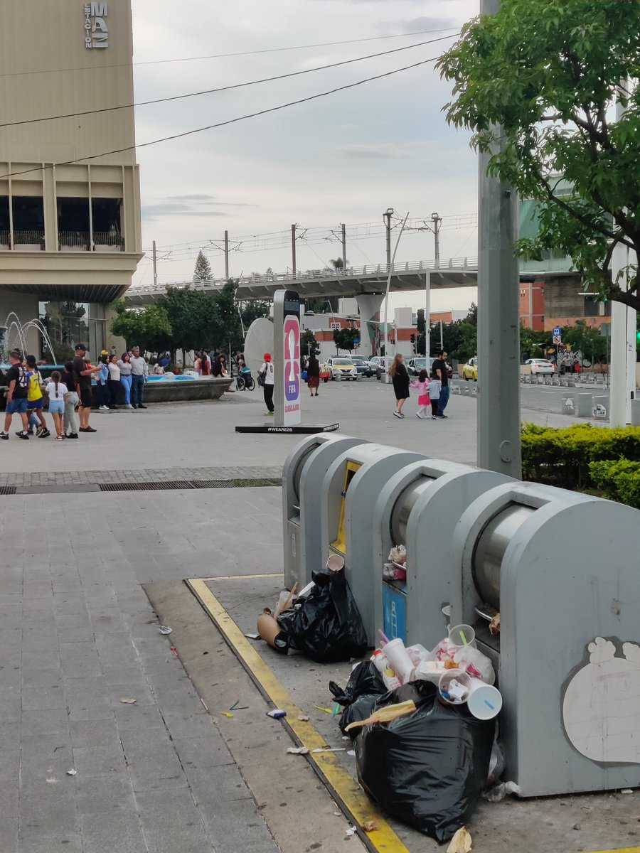 Red Árbol (@redarbol) on Twitter photo ¿Usted no aprende, verdad <a href="/JuanJoseFrangie/">Juan José Frangie</a> 🤡 ? <a href="/ZapopanGob/">Gobierno de Zapopan</a> <a href="/ServiciosZap/">Servicios Municipales Zapopan</a> <a href="/AmbienteZapopan/">MedioAmbienteZapopan</a> <a href="/Linea_Zapopan/">Línea 24/7 Zapopan</a> <a href="/mazmuseo/">mazmuseo</a> 🤢🤮 Right next to your countdown clock, <a href="/FIFAWorldCup/">FIFA World Cup</a> . ¿Usted no aprende, verdad <a href="/JuanJoseFrangie/">Juan José Frangie</a> 🤡 ? <a href="/ZapopanGob/">Gobierno de Zapopan</a> <a href="/ServiciosZap/">Servicios Municipales Zapopan</a> <a href="/AmbienteZapopan/">MedioAmbienteZapopan</a> <a href="/Linea_Zapopan/">Línea 24/7 Zapopan</a> <a href="/mazmuseo/">mazmuseo</a> 🤢🤮 Right next to your countdown clock, <a href="/FIFAWorldCup/">FIFA World Cup</a> .