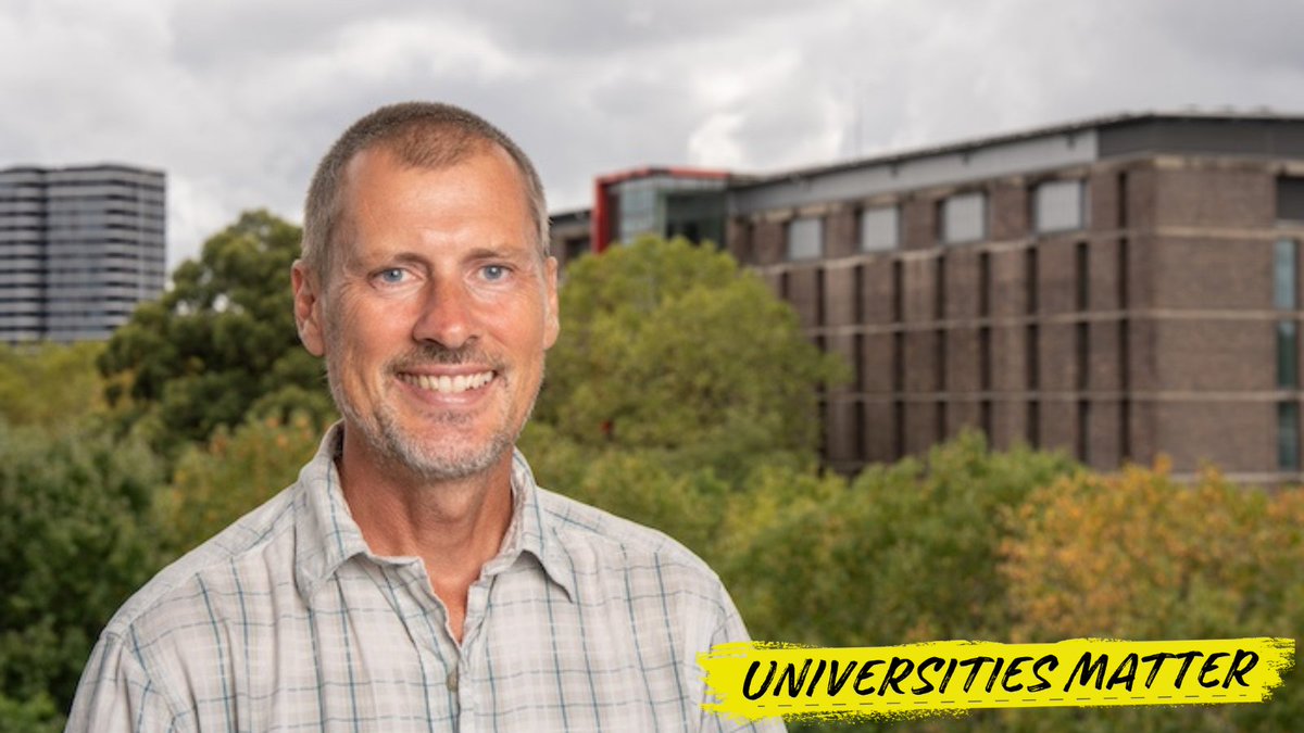uniaus's tweet image. In solving the complex maths to calculate how irregular atmospheric particles affect global warming, a @Macquarie_Uni mathematician has built equations that could improve climate modelling, medical imaging and material design.
Associate Professor Hawkins and his team have…