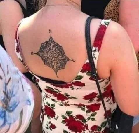 Can you spot what is wrong?
😂😂