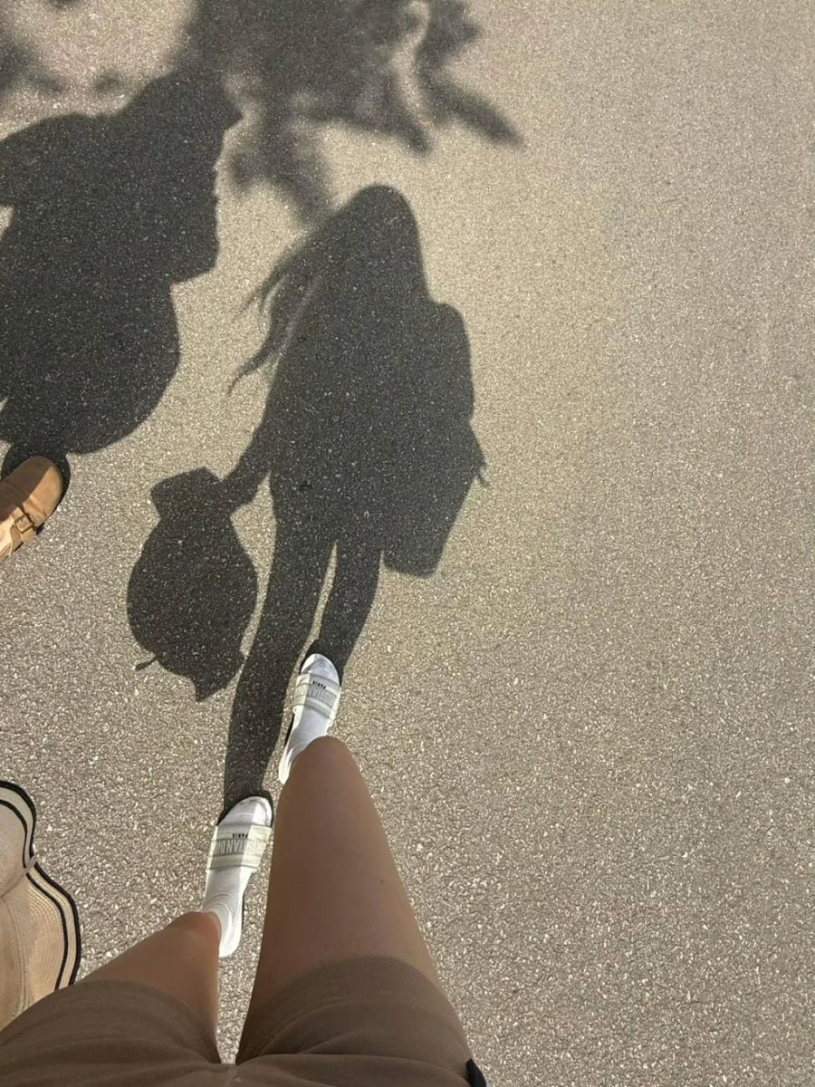 SombatKK's tweet photo. Holiday😁 https://t.co/pdkVxsmYCt