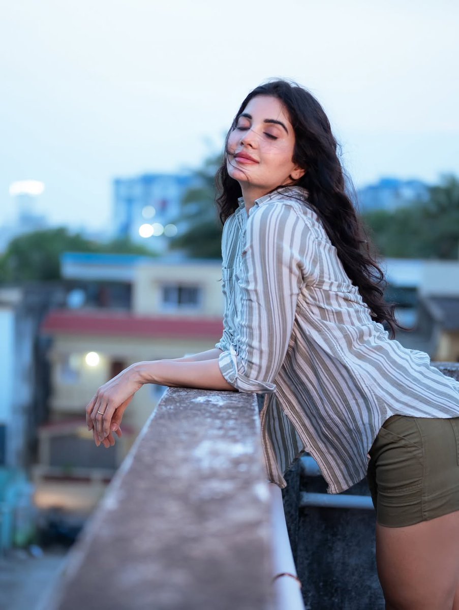 #MadhuriJain ✨