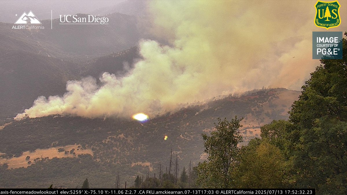 DanielFireTruck's tweet image. #MaxFire Air Attacks main concern right now is the Fire getting into the Big Creek Drainage Air Tankers and Helicopters have working to keep the Fire out of the Drainage.

Helicopters were Requested for tonight due to Large growth Potential, it’s pushing Northeast right now.