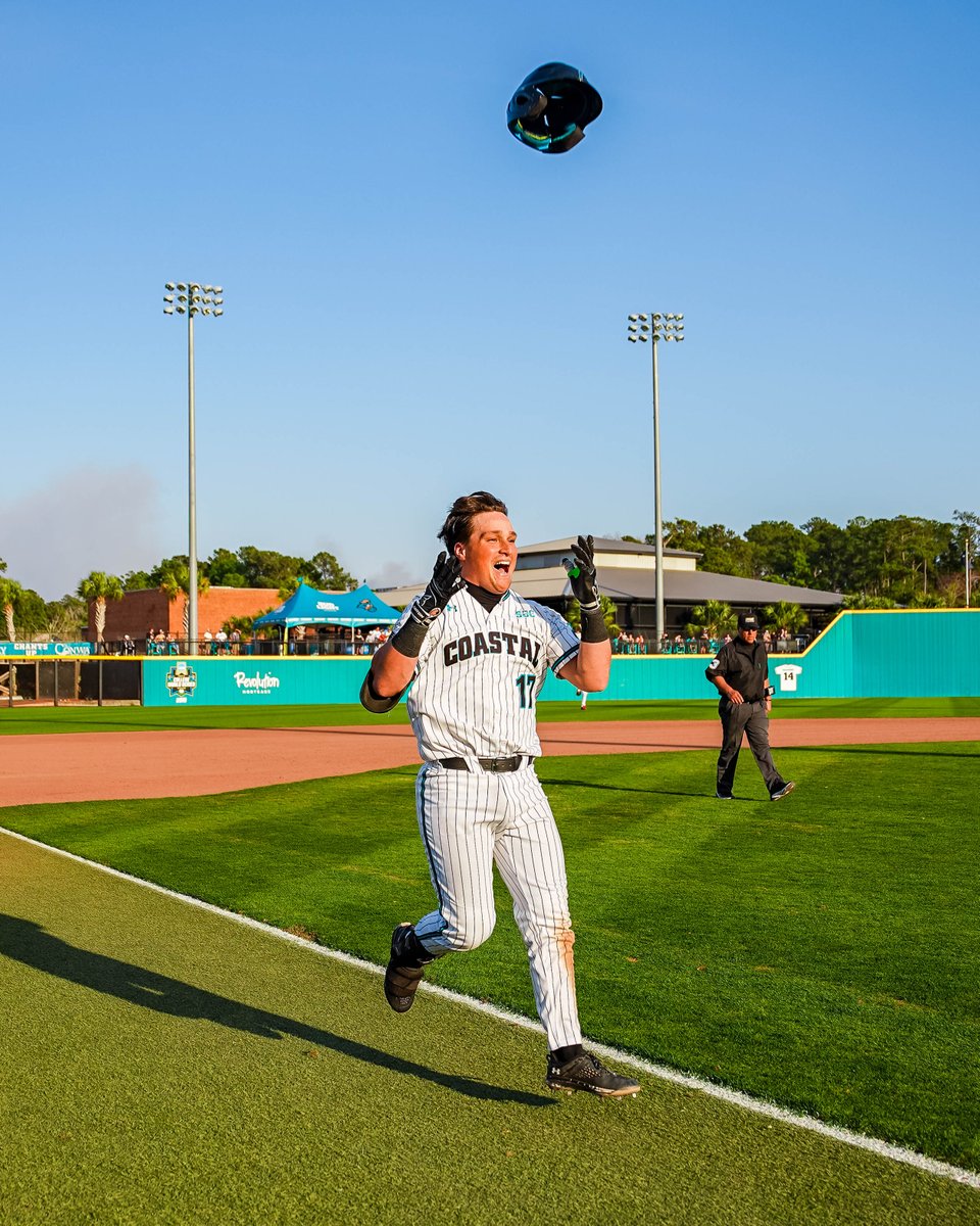 CoastalBaseball's tweet photo. Simply the best

Read more ➡️ https://t.co/O0amtbMasy https://t.co/q3dIuAY8U6