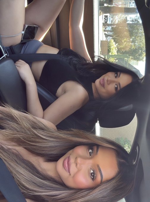 Watch Ava Amira's leaked NSFW photo on TwXstars