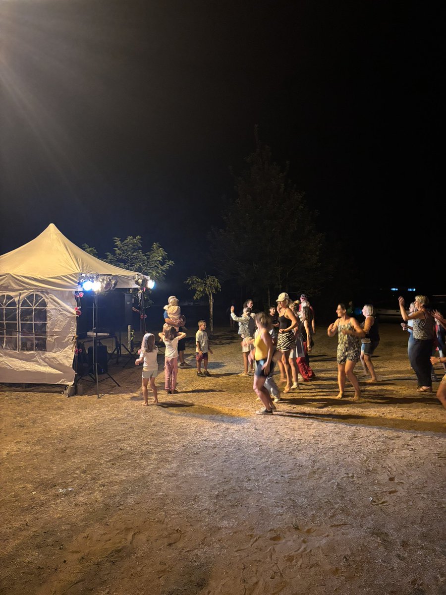 Merci à Monsieur le Maire et à toute l’équipe municipale pour cette magnifique journée de festivités du 13 juillet. Une organisation exemplaire qui a rassemblé petits et grands autour des valeurs de fraternité et d’unité nationale. Bravo et merci à tous. <a href="/RNSARTHE72/">RN Sarthe</a>