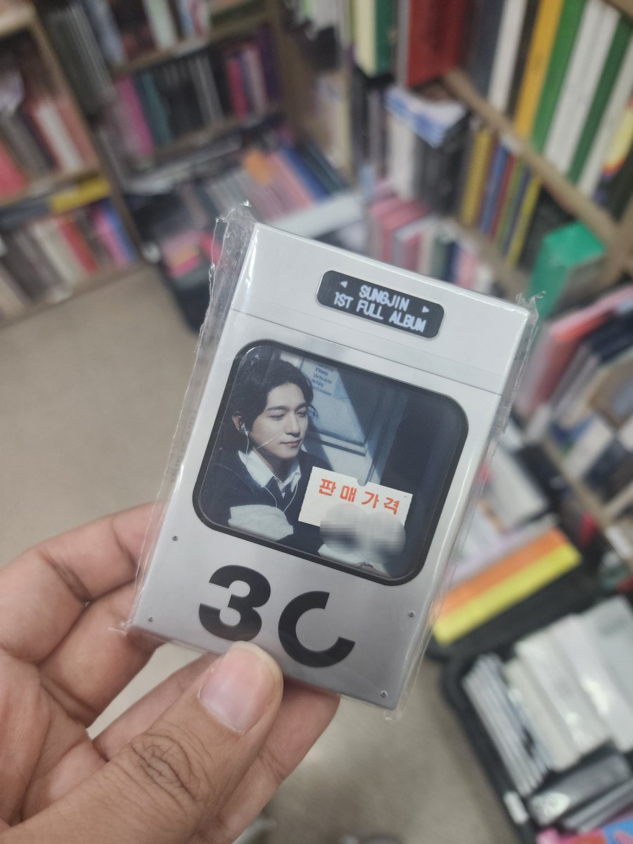 Fast handcarry! 
Order untuk hari ini aja ya~!

● DAY6 Nemo Fourever (hijau atau hitam) 140k dp 110k
● Nemo Sungjin 30 (tapi gatau keluaran lama apa baru) 150k dp 120k

Arrive INA 18 juli kirim dari Balikpapan

Minat join gc di bio dan cek notes terakhir.
Thank you