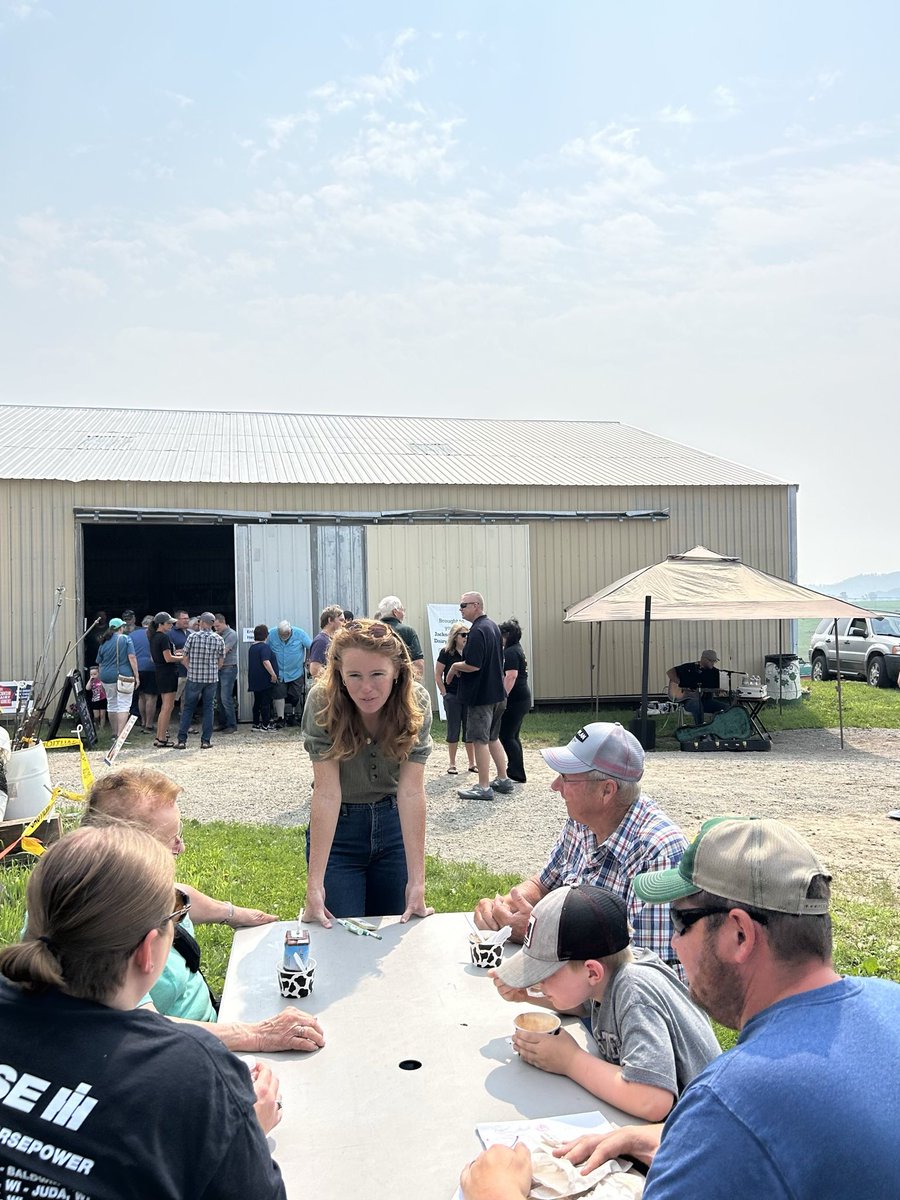 RebeccaforWI's tweet image. Ice cream, for breakfast? You bet. Another dairy first day in #WI03. Beautiful morning at Sundae on the Farm in Jackson County. Thanks to the Prindle Family for hosting!