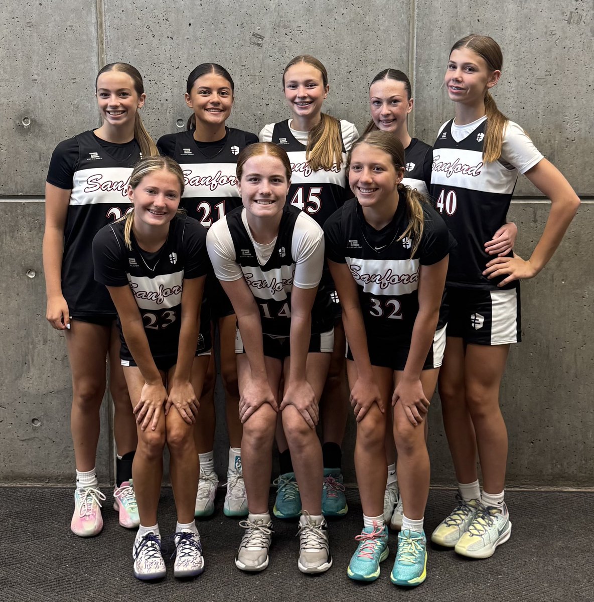 1️⃣4️⃣u White ⚪️ BATTLED this weekend and put some pieces together, as they competed at the North Tartan Meltdown‼️

GROWTH 📈 is evident with this group, keep putting in the WORK!

#SanfordSports | #TogetherAsOne