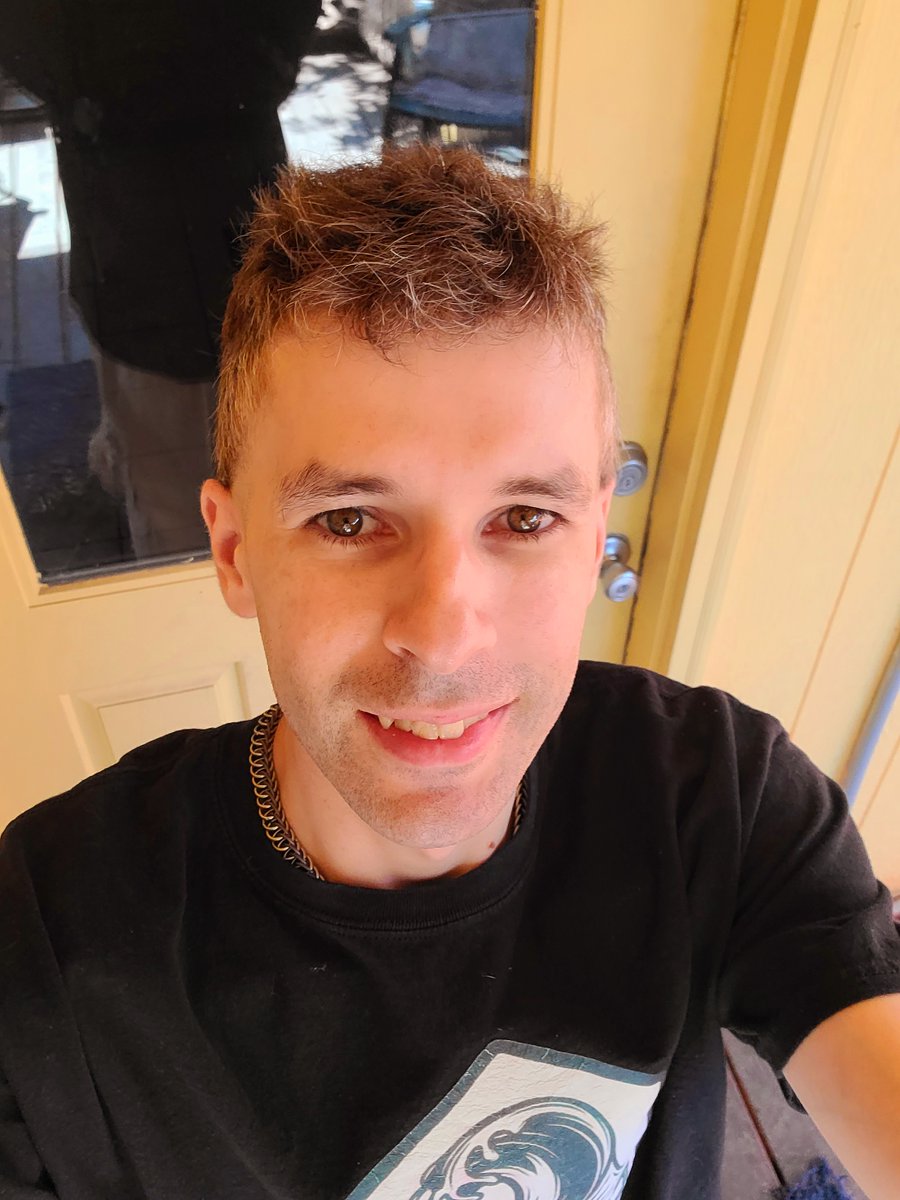 Cumlicker tweet media