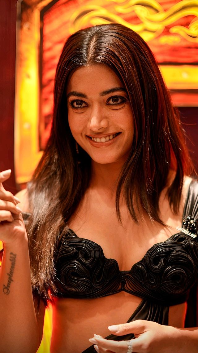 RocketRampz1's tweet photo. #RashmikaMandanna
Lot 1 https://t.co/AHp44k2VT7