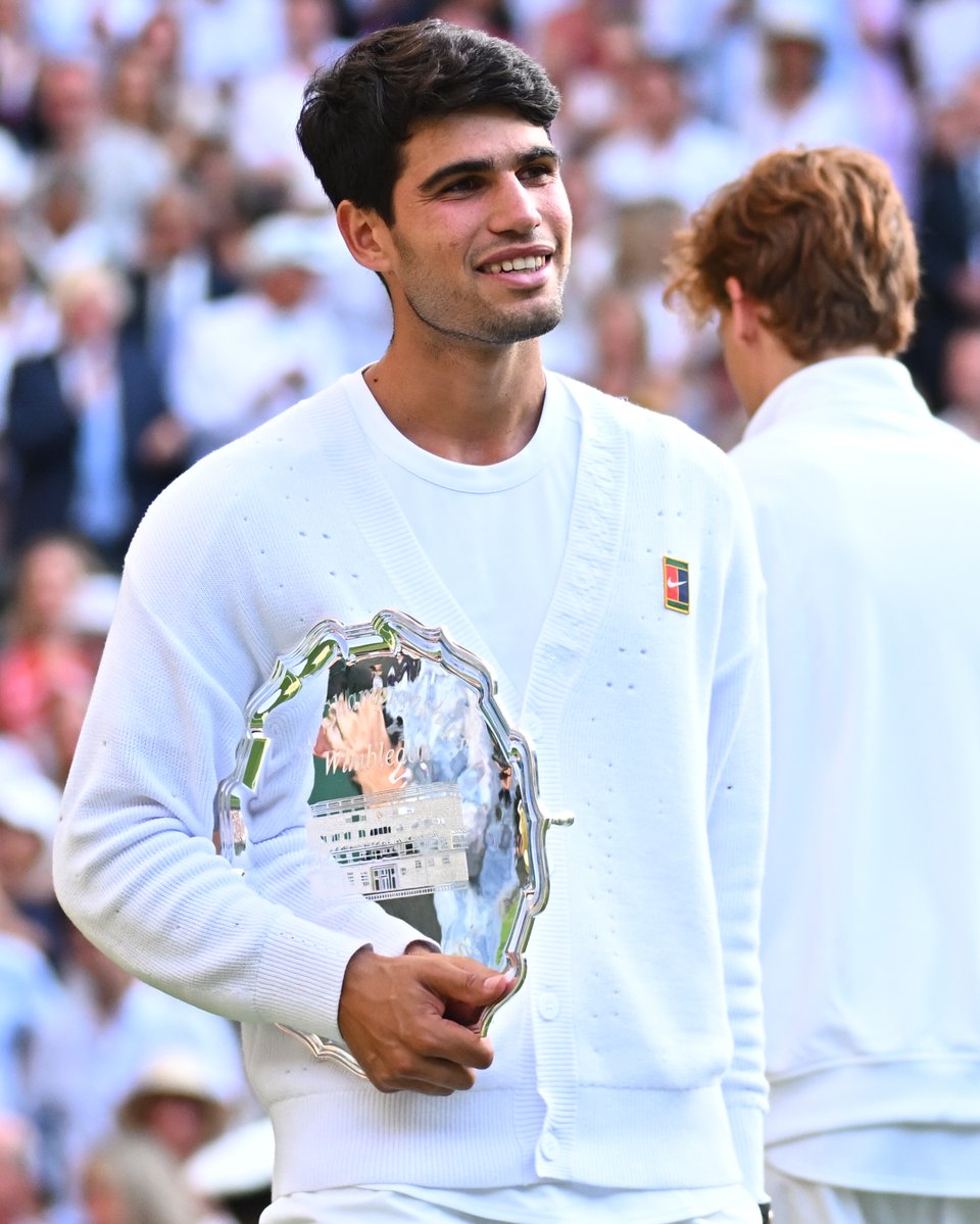 rolandgarros's tweet image. From 2023 to 2025, what a sensational run at the Championships 💫 @carlosalcaraz
#Wimbledon