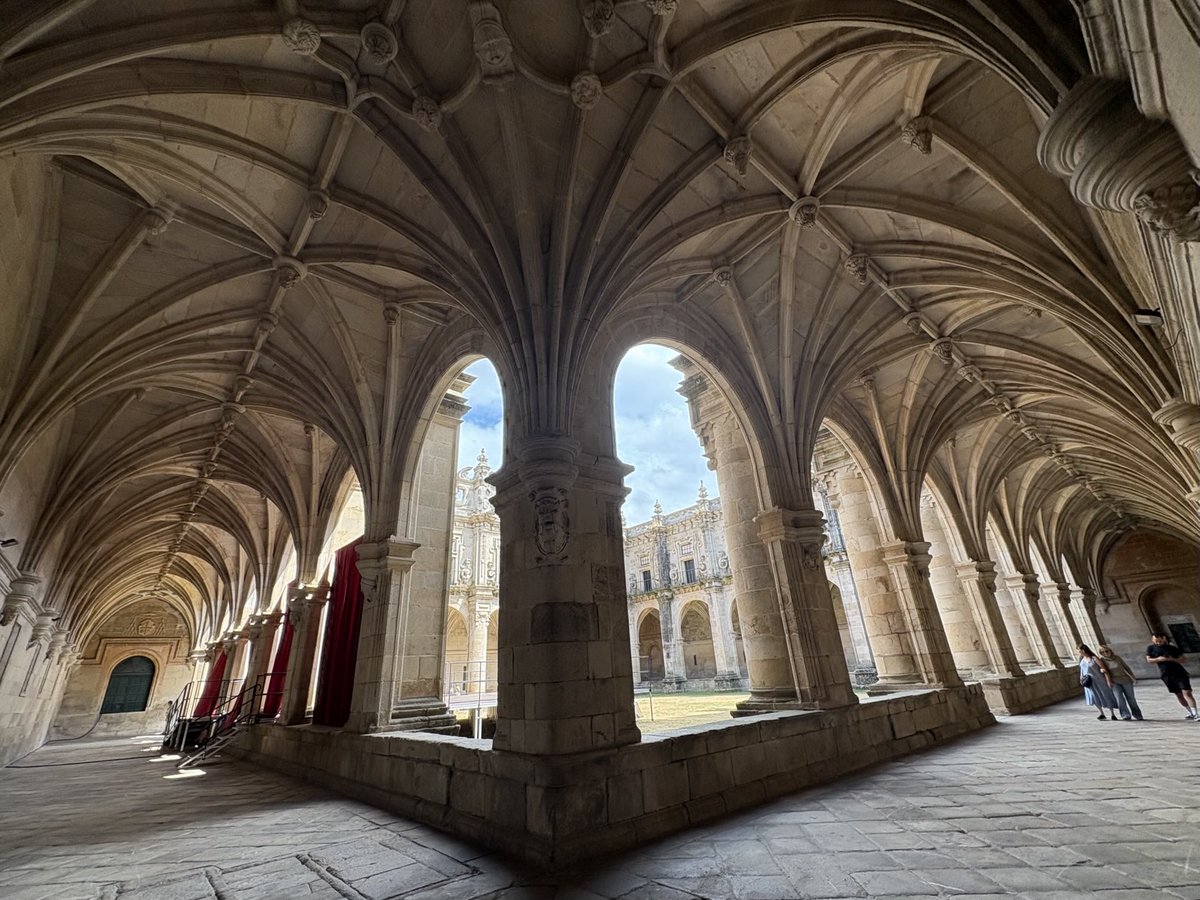 San Rosendo.
Celanova. 
Bisbarra de Celanova 
A miña. 🥰
