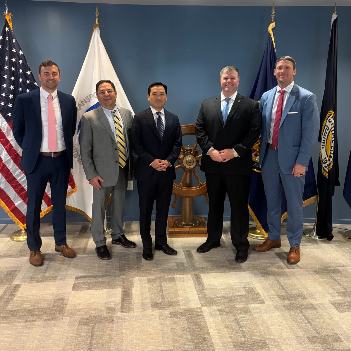DOTMARAD's tweet image. Last week we had the opportunity to meet with @ColonnaShipyard, one of the oldest family-owned and -operated shipyards in the U.S. Based in Norfolk, VA, they continue to lead with innovation, craftsmanship, and a strong commitment to the maritime industry.