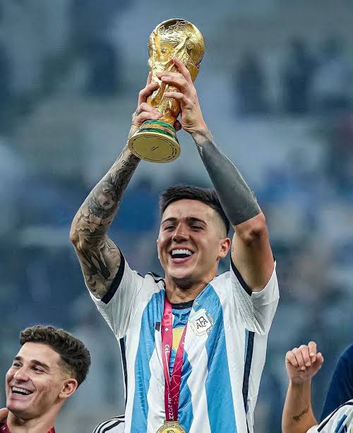 BagrescoreBr's tweet photo. - Copa do Mundo de seleções 
- Copa do Mundo de clubes
- Copa de Portugal
- Campeonato Argentino
- Sula Americana 
- Recopa 
- Copa América
- Conference League

Tudo isso graças ao Ribamar🔥 https://t.co/hvND2GUeS9