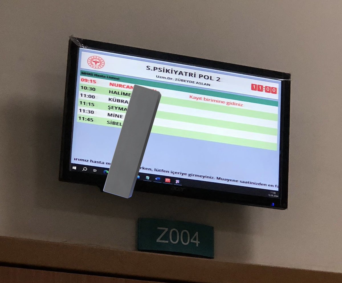 MerveeBolugur's tweet image. Psikiyatri servisi kadınlarla dolu allah belanızı versin erkekler..