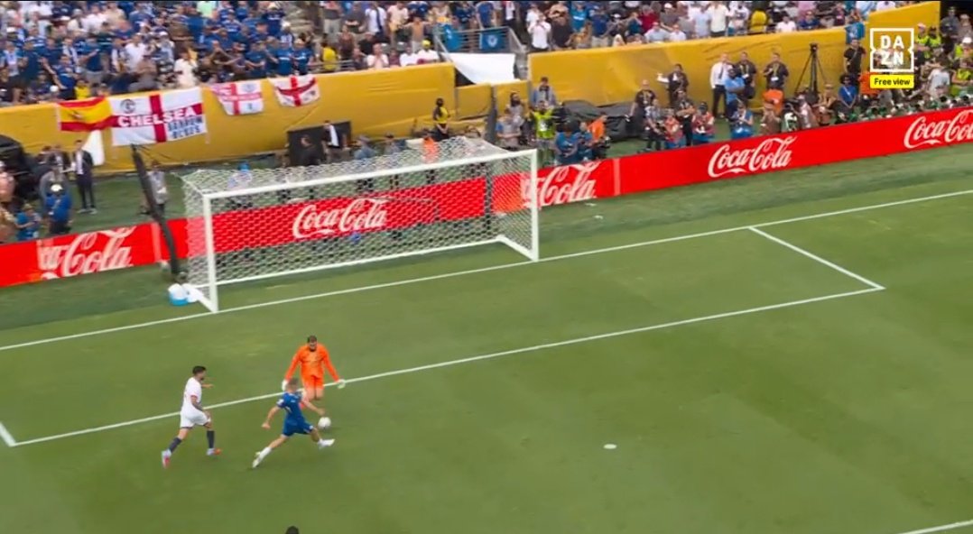 🚨 BIG SAVE by DONNARUMMA, DELAP FAILS to SCORE AT THIS POINT!!! 🫣🔥

#Chelsea 🏴󠁧󠁢󠁥󠁮󠁧󠁿 ClubWorldCup #PSG 🇫🇷