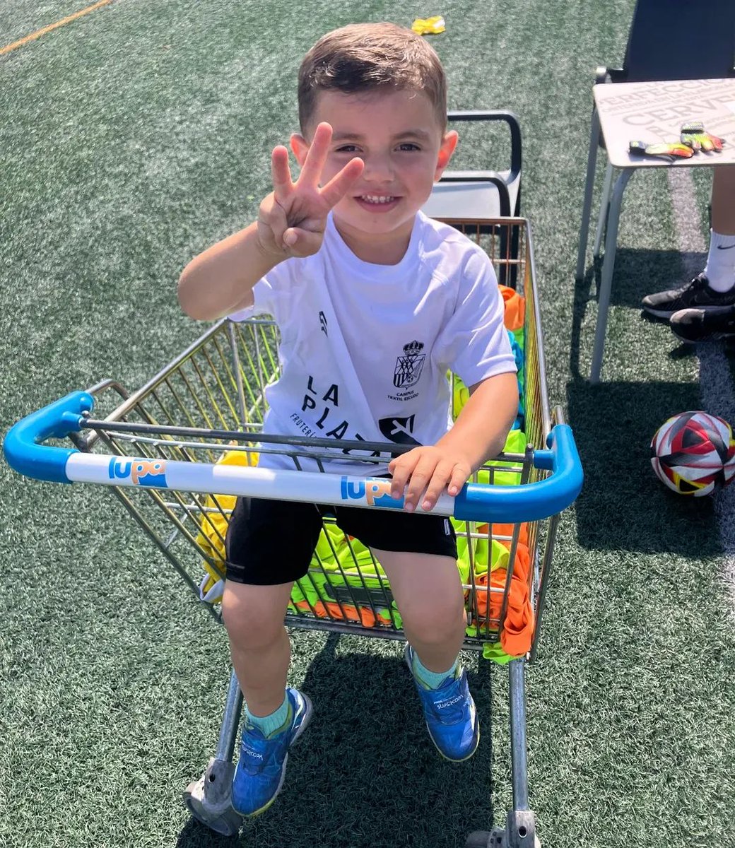 SD Textil Escudo tweet media