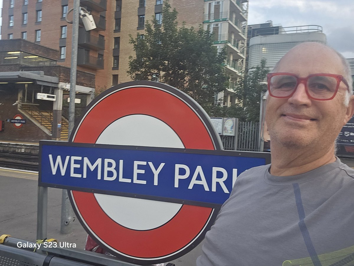 Wembley today 🎵 🌞##LiveAid40