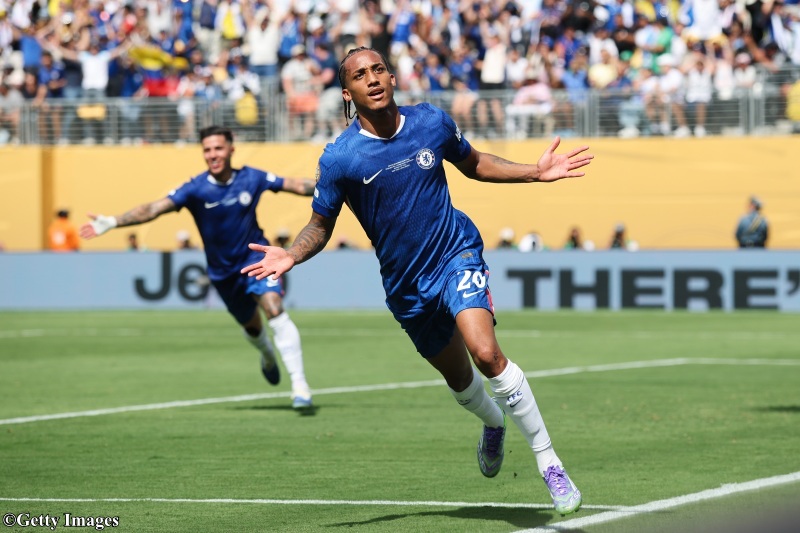 SoccerKingJP's tweet image. 🏆試合結果🏴󠁧󠁢󠁥󠁮󠁧󠁿🇫🇷
新生クラブW杯、チェルシーが初代王者に輝く！　CL王者PSGに前半3発、パーマーは2得点1アシスト
soccer-king.jp/news/world/cwc…

🗣️編集部より
「パーマーは正確無比な左足で2ゴール、創造性豊かなスルーパスでJ・ペドロの得点をアシスト。チェルシーが勢いに乗るPSGを破りました」