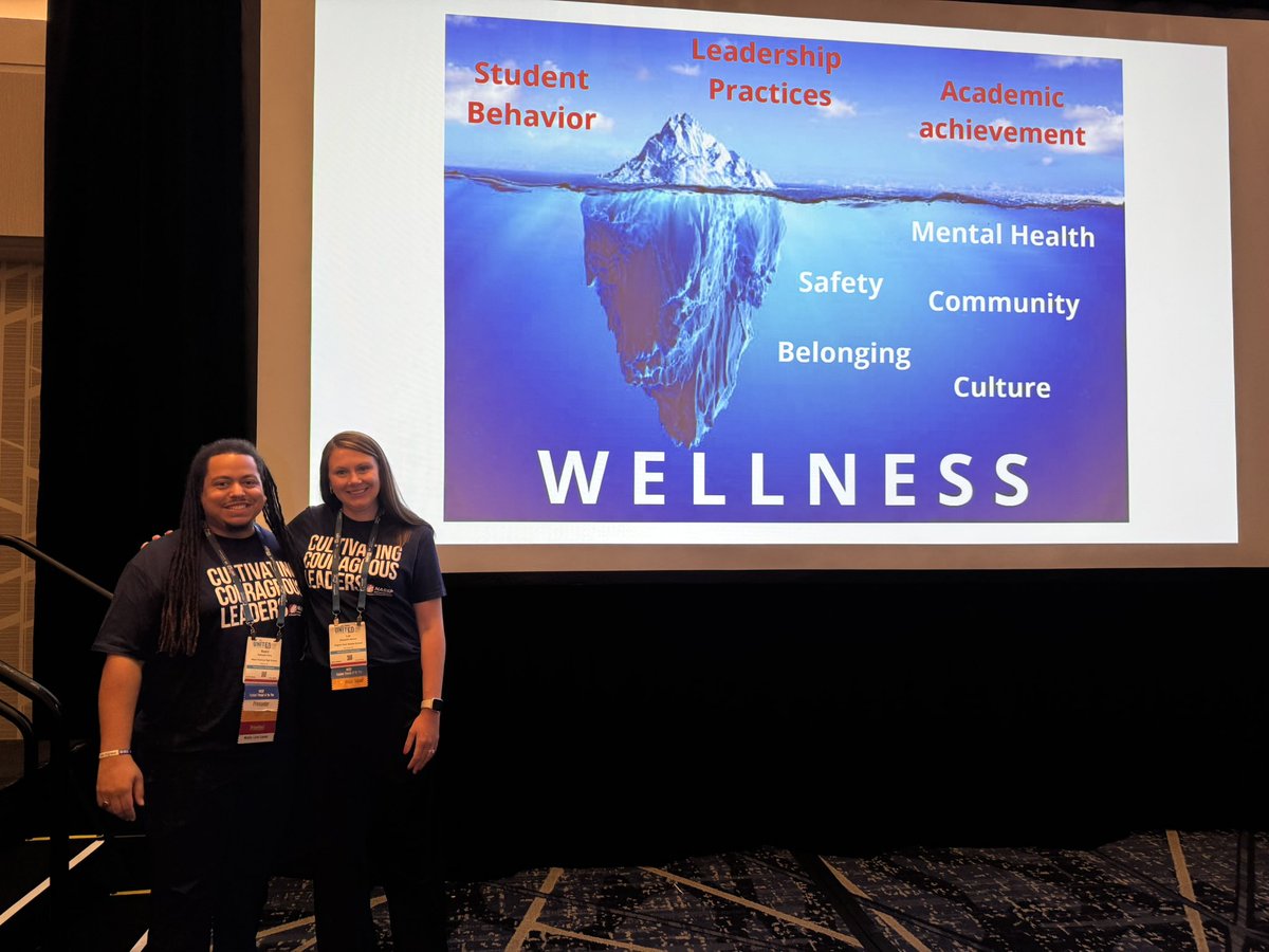 Kelly Szesterniak tweet media