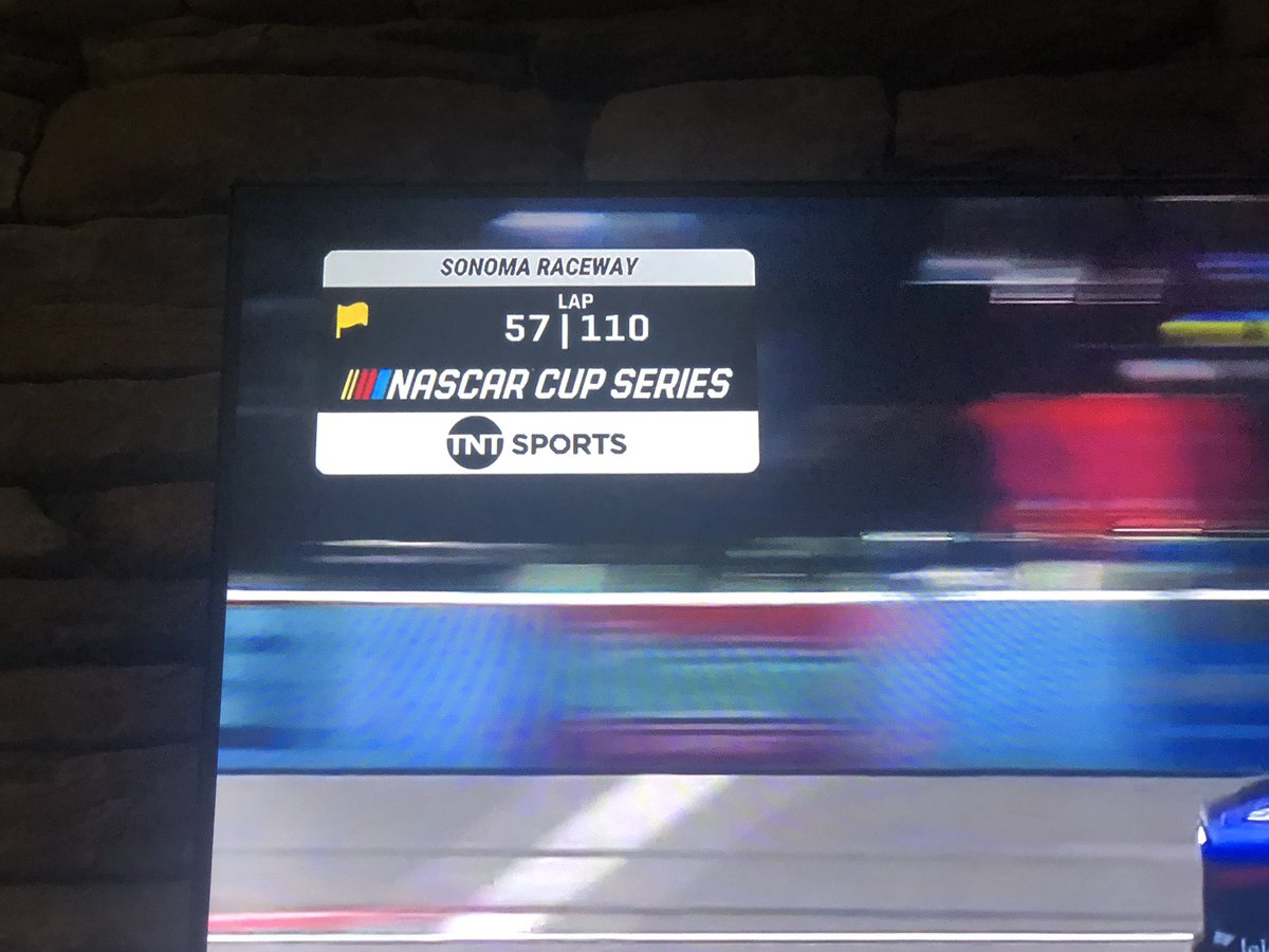 a bone to pick with the tnt production department, please center the lap counter thing up here. please