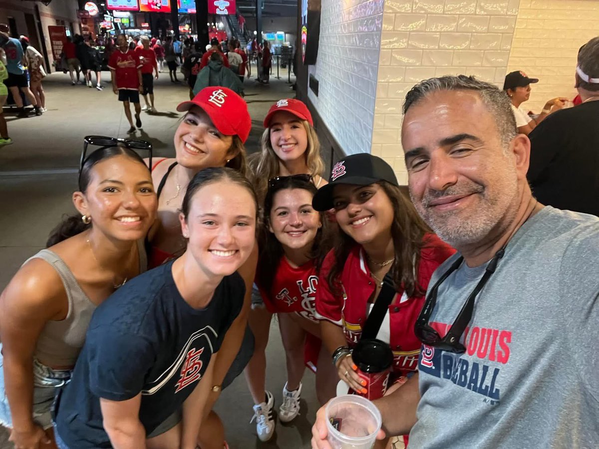 FL_Gold_Torres's tweet photo. Our Florida Gold family enjoying the @Cardinals game before the action starts for us tomorrow at the @TCSFastpitch Nationals! #gocardinals❤️ #goldallday🧡🖤 #missingafew https://t.co/xR3cg2b7Ub