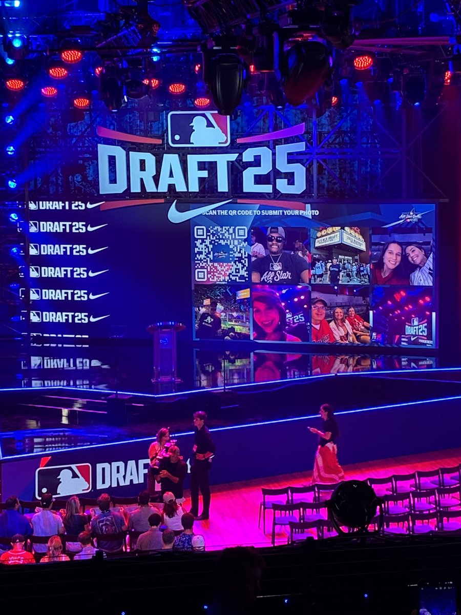 It’s draft time!! #MLBDraft