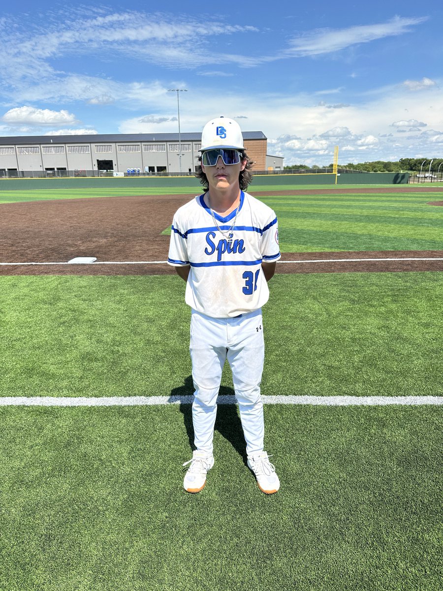 FiveToolTexas's tweet image. #SummerClassicSS F: @dspinbaseball Garza 9, Dallas Mustangs 17U Calhoun 2
PoG: Isaac Zabezhinsky 5 IP, 4K, 6H, 2R / 1-3, 2B
Hitter: @D_Gentry9 2-2, HR