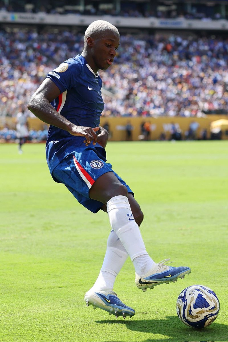 Moisés Caicedo es campeón del Mundial de Clubes.

Temporada internacional de ensueño para Ecuador, en los últimos meses:

Título Champions League (Pacho)
Título Conference League (Moisés)

⭐️ ⭐️ ⭐️ 
🇪🇨🇪🇨🇪🇨🇪🇨🇪🇨🇪🇨🇪🇨🇪🇨🇪🇨🇪🇨🇪🇨🇪🇨