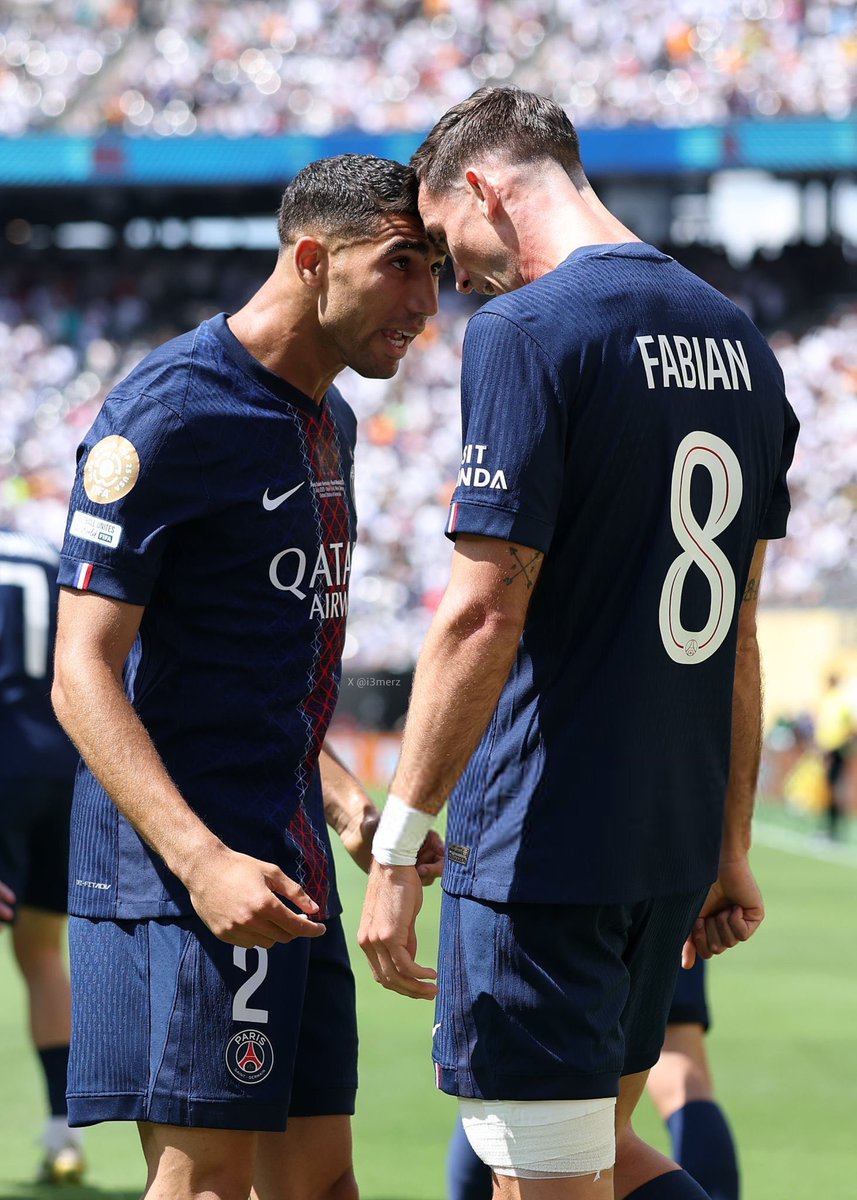 MERCI PARIS-SAINT-GERMAIN ✨❤️💙

QUADRUPLÉ HISTORIQUE ET UNE LIGUE DES CHAMPIONS EXCEPTIONNELLE. 🥵

QUELLE COUPE DU MONDE DES CLUBS ⭐️

Merci de faire rayonner la France dans le monde 💙🤍❤️