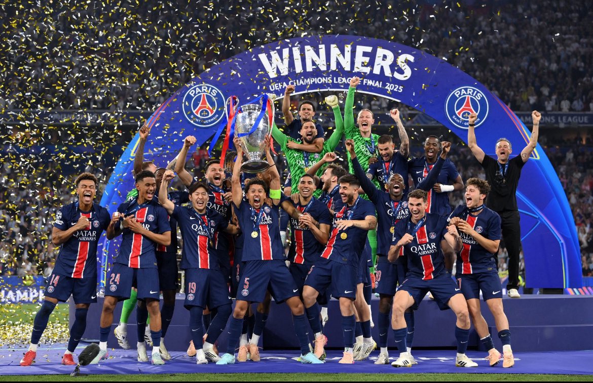 YoHShi 🗼❤️💙 tweet media