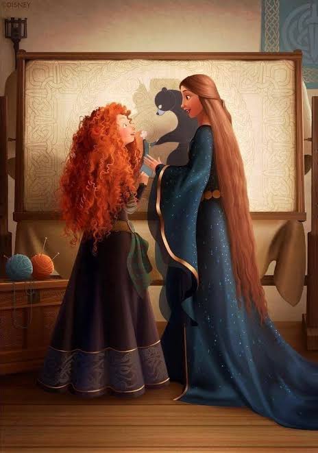 Danielasinh's tweet photo. Lo que me gusta de ver "Valiente" es que a Mérida no la salva un príncipe, si no su Mamá. 💖 https://t.co/dIJzESQmGz