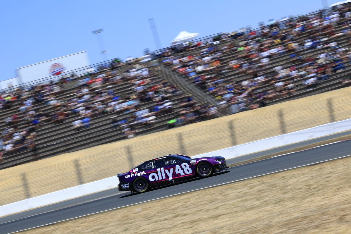 Green flag on the final stage at <a href="/RaceSonoma/">Sonoma Raceway</a>! <a href="/Alex_Bowman/">Alex Bowman</a> restarts P14.