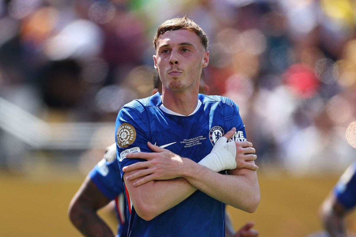 ActuFoot_'s tweet image. 🚨 OFFICIEL ! Cole Palmer 🏴󠁧󠁢󠁥󠁮󠁧󠁿 est élu 𝗛𝗢𝗠𝗠𝗘 𝗗𝗨 𝗠𝗔𝗧𝗖𝗛 face au PSG ! 🎖️🥶💙
 
Deux buts et une passe décisive pour lui ce soir. ⚽️⚽️🎯