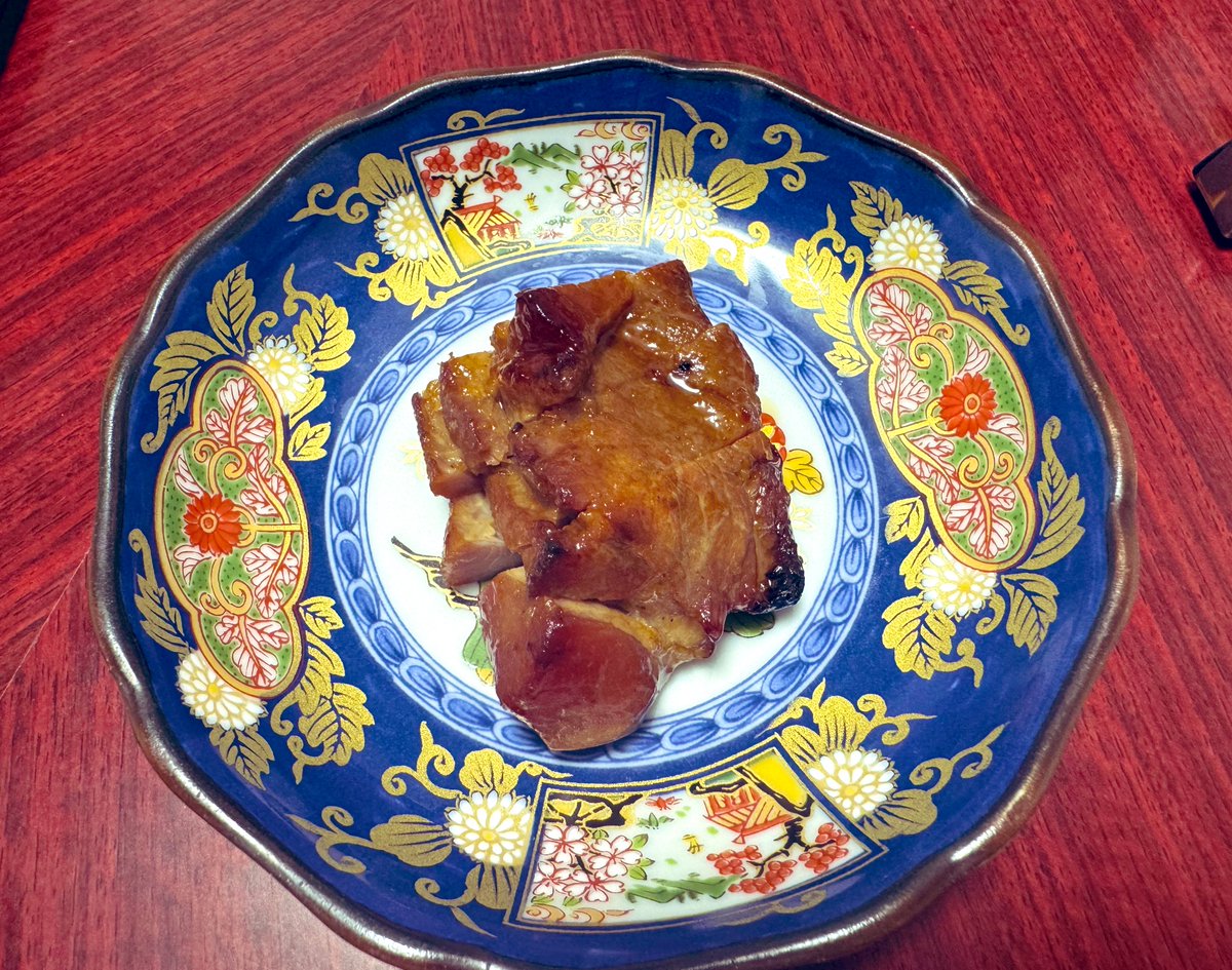 「昨日はむなくんに噂のヘイゲイ連れてってもらった トワのポスターがありとあらゆる場」|啓のイラスト