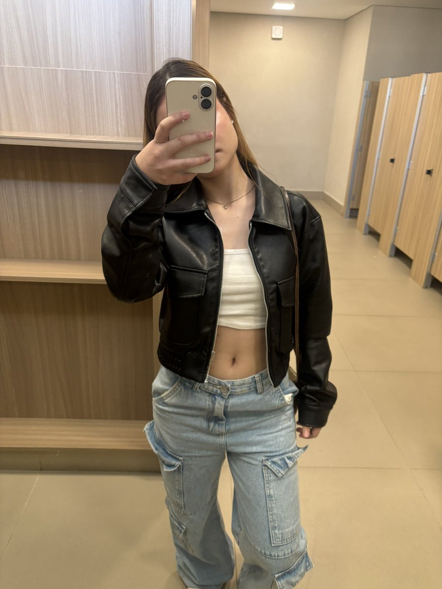 loirinha (@naosouagabit) on Twitter photo 