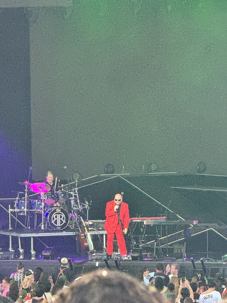 cheermama1650's tweet photo. Loved watching @bigtimerush and @StephenGlickman in concert in Atlanta last night!!! https://t.co/ZvnP10eTeT