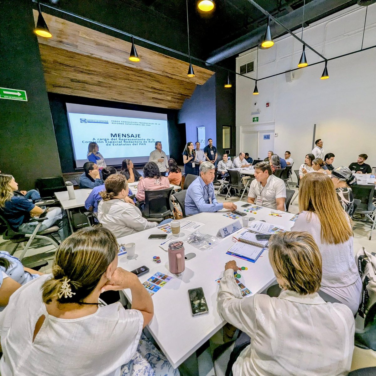 Acción Nacional (@accionnacional) on Twitter photo 🔵 <a href="/maguifisher/">Magui Fisher</a>, Secretaria Nacional de Formación y Capacitación, participó en el Foro de Consulta a la Militancia organizado por el Comité Directivo Estatal del PAN en Sonora. 👏🏻
Escuchamos propuestas, inquietudes y reflexiones rumbo a la Reforma de Estatutos, en un ejercicio 🔵 <a href="/maguifisher/">Magui Fisher</a>, Secretaria Nacional de Formación y Capacitación, participó en el Foro de Consulta a la Militancia organizado por el Comité Directivo Estatal del PAN en Sonora. 👏🏻
Escuchamos propuestas, inquietudes y reflexiones rumbo a la Reforma de Estatutos, en un ejercicio