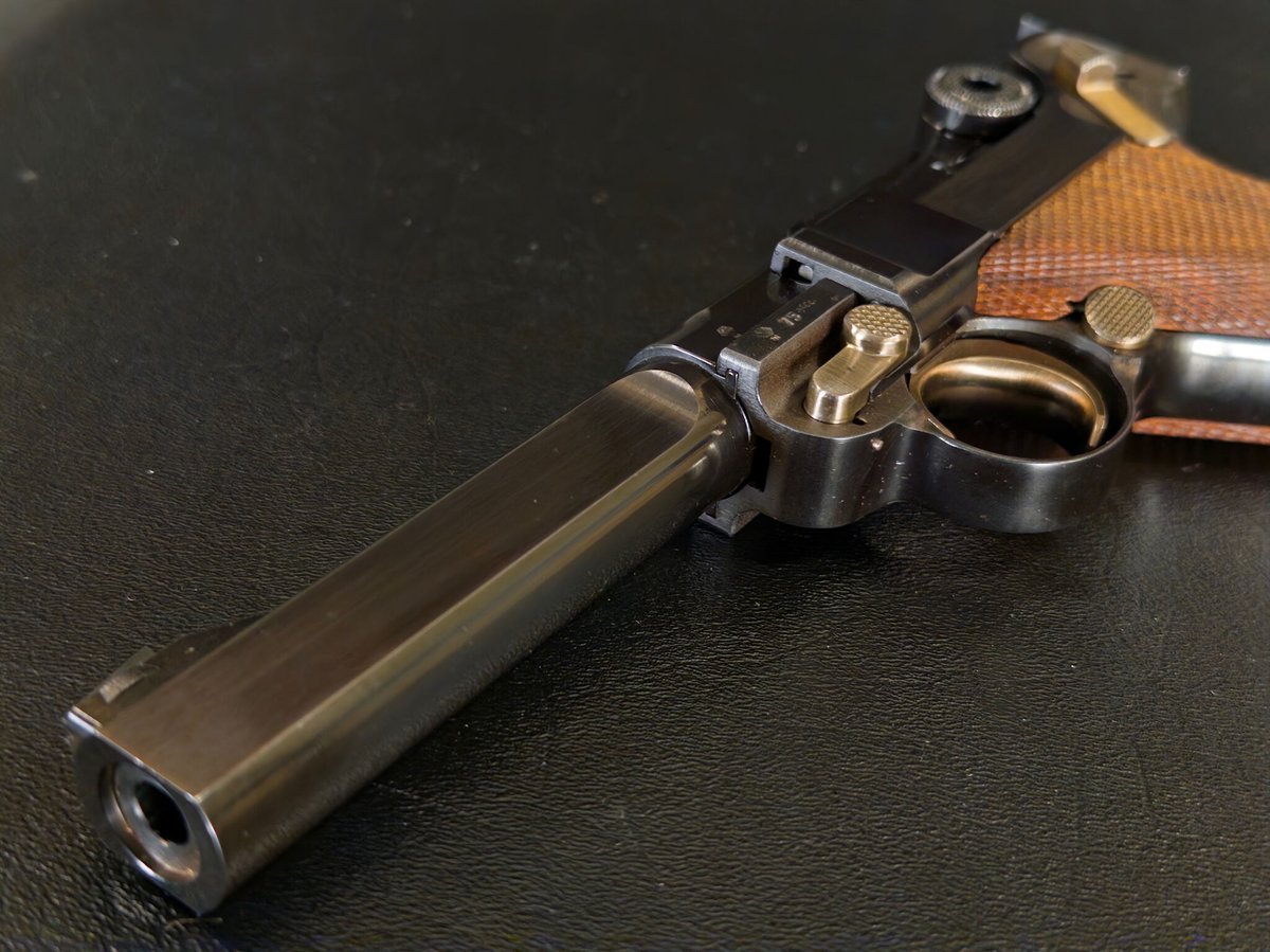 Luxus Capital tweet media