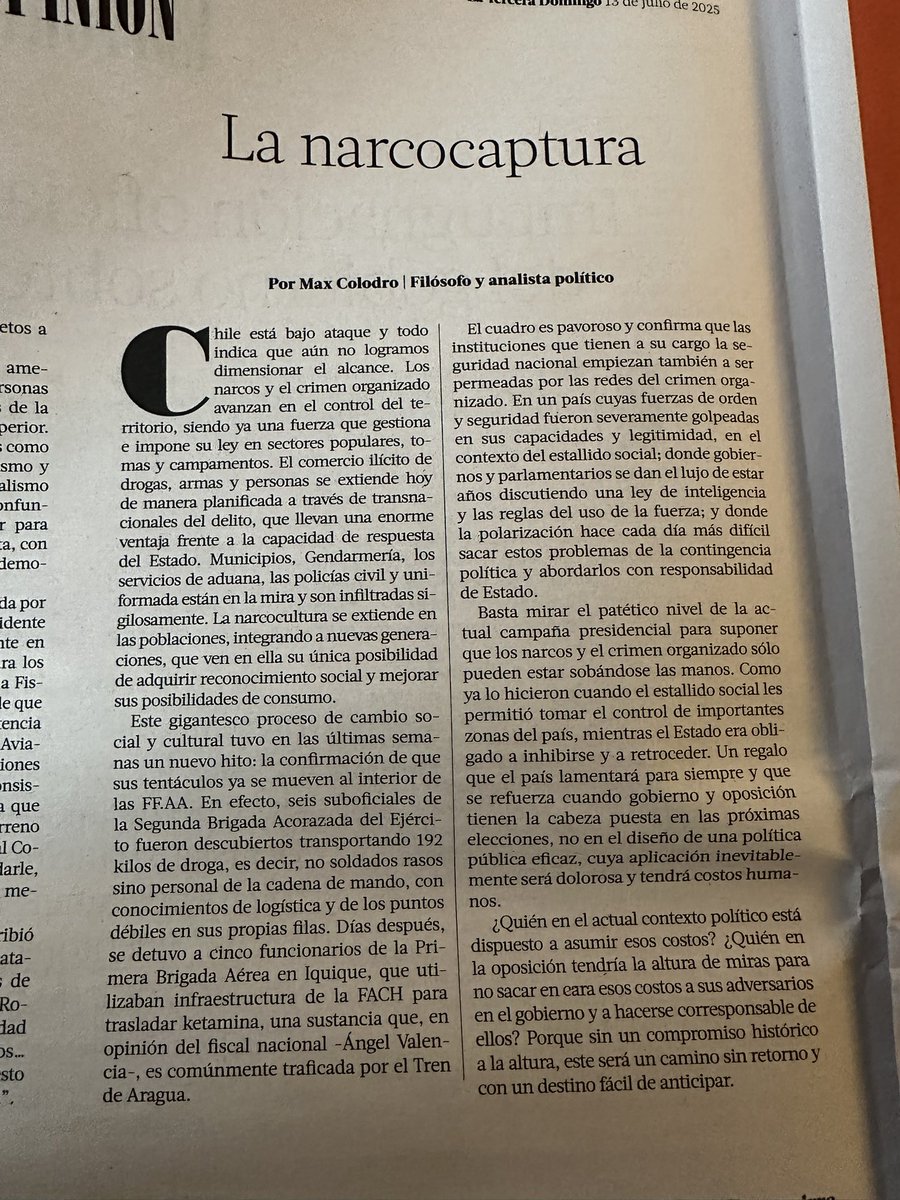 nd_locutor's tweet image. Preocupante y alarmante es la situación que atraviesa nuestro país en materia de crimen organizado. En su columna de hoy en @latercera , @maxcolodro realiza un análisis completo de la situación actual y de lo que puede suceder en un futuro oscuro.