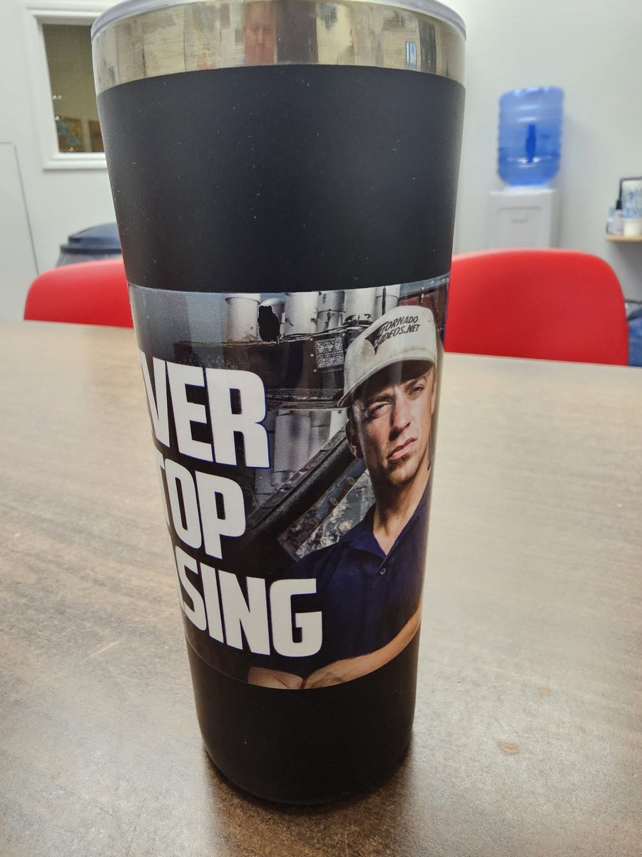 roxsand's tweet image. I love how my Reed Timmer mug full of coffee keeps me dominating the work day 😍😍