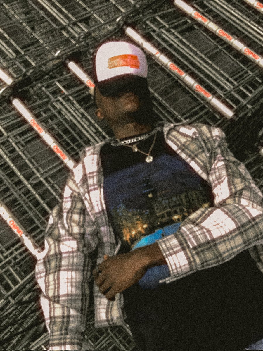 Boygotmoves9's tweet image. 🦇