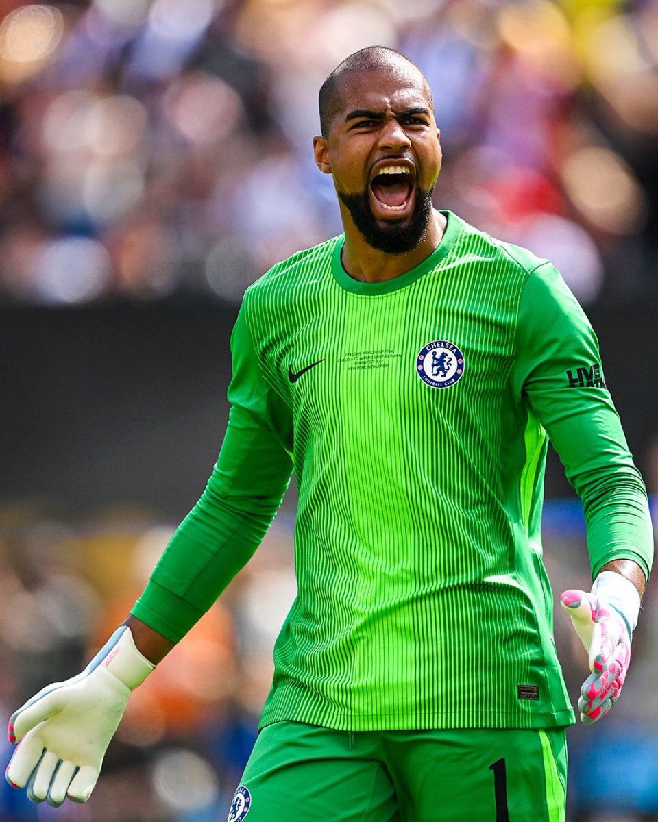 CFCrichlord's tweet image. This guy deserves is flowers 🌹💙