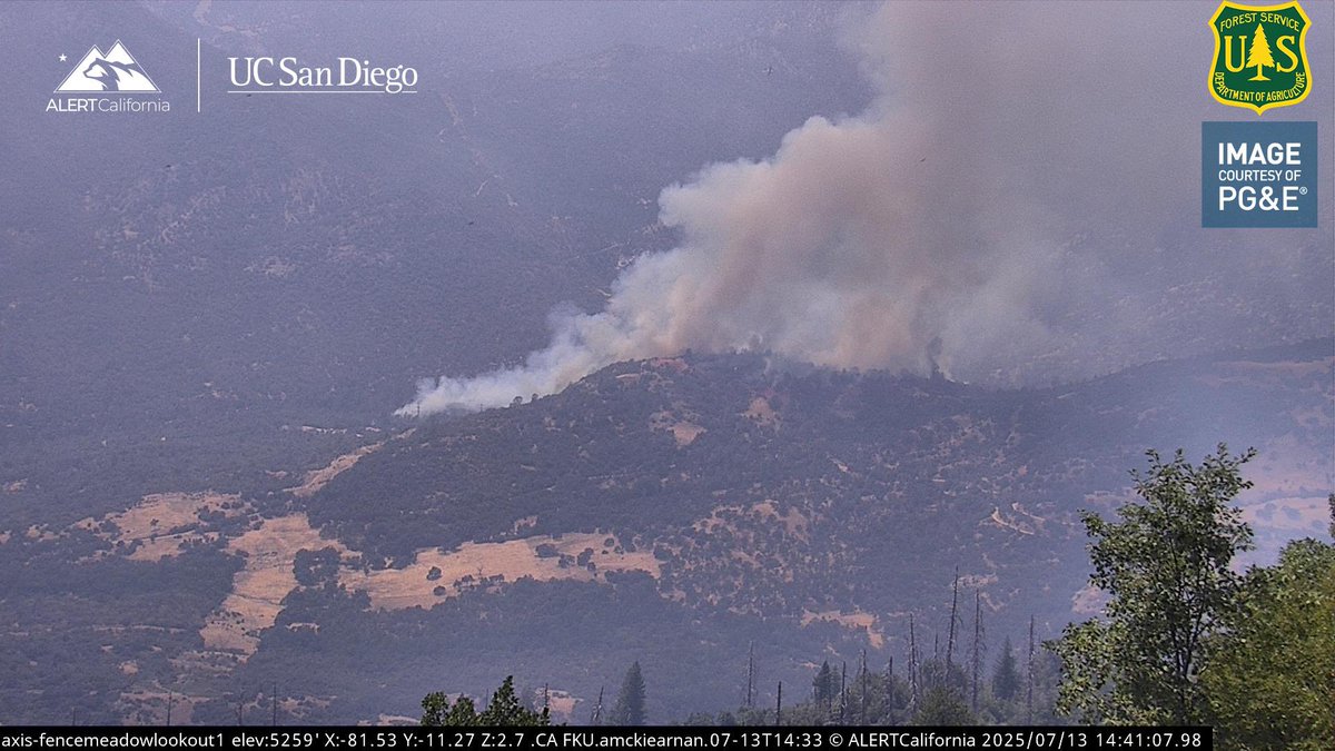 DanielFireTruck's tweet image. #MaxFire Aircraft Assisting.
Air Attack 658.
Air Tankers 75, 76, 78, 83, 121.
Copter 0PJ, 4VG, 520, Helitanker 5AJ.