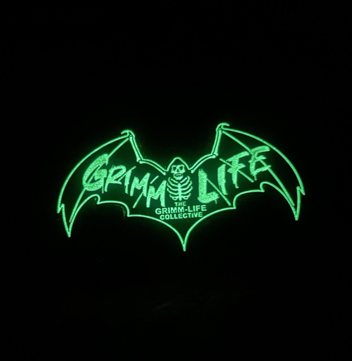 grimmlife's tweet image. Attention…NEW enamel bat pins have arrived in our store. And they are glow in the dark.
grimmlifecollective.com