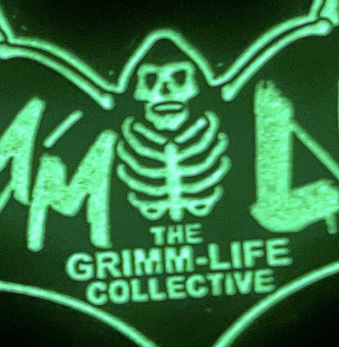 grimmlife's tweet image. Attention…NEW enamel bat pins have arrived in our store. And they are glow in the dark.
grimmlifecollective.com