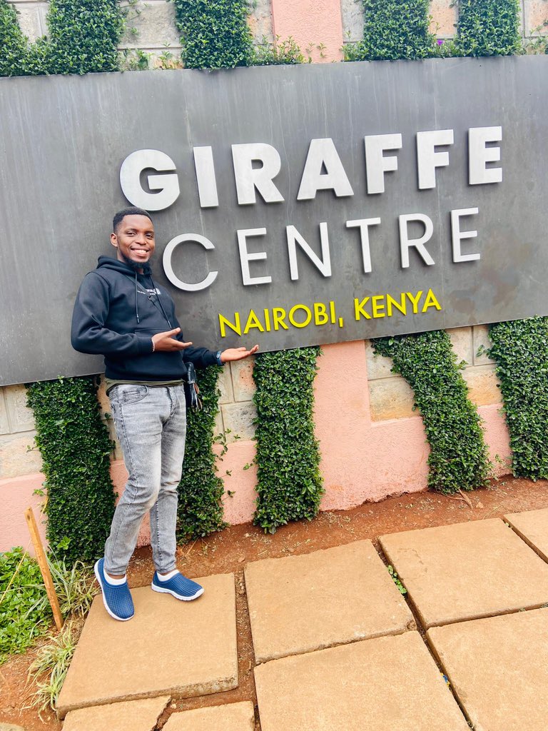 Hawkinsting's tweet photo. Sailors enjoying an international catch up at the giraffe center Nairobi 🤩🤩 with their sister club RCNC @RCNC_ROTARACT #D9213 #sailorstotheworld https://t.co/yF8XJd2Igp