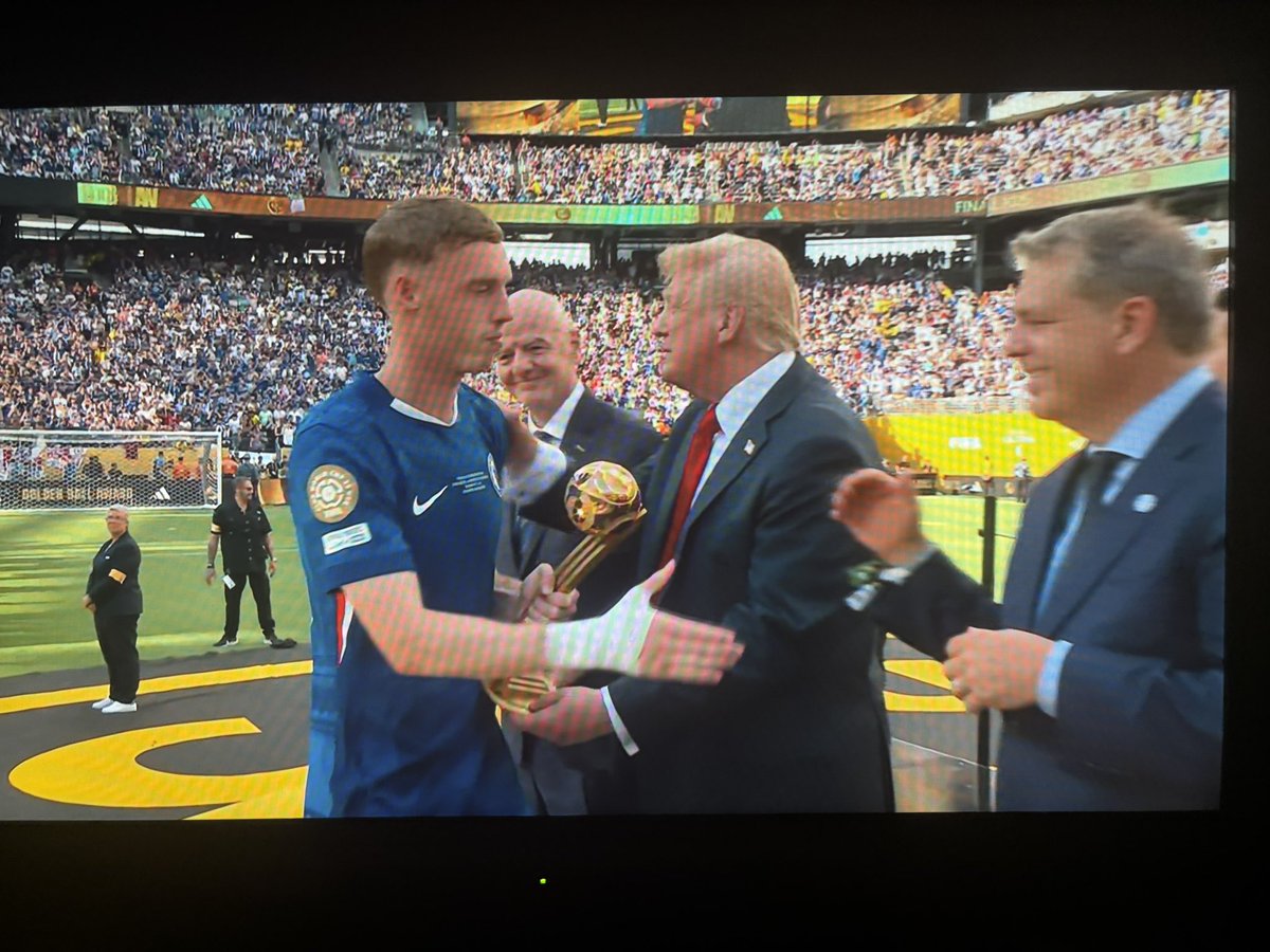 CFCBlues_com's tweet photo. Cole Palmer has won the Golden Ball award at the FIFA Club World Cup 🥶⚽️ https://t.co/pqcMWgRUA2