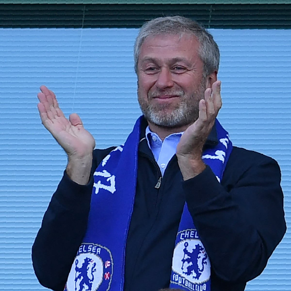 True Chelsea fans will never forget Roman Abramovich. 💙

He played a massive role in building the foundation of the club’s success and legacy.

Forever in our hearts. 🏆🙏

#CFC #Chelsea #ThankYouRoman #ClubLegend